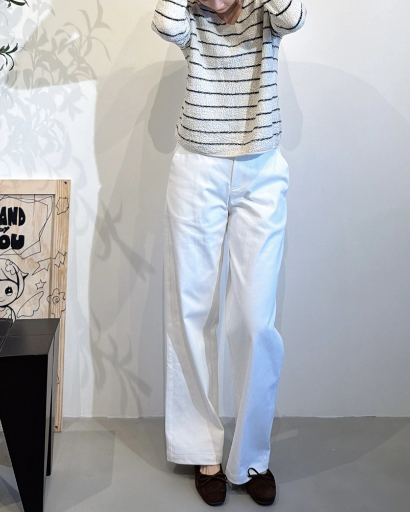 老錢寬直筒牛仔褲